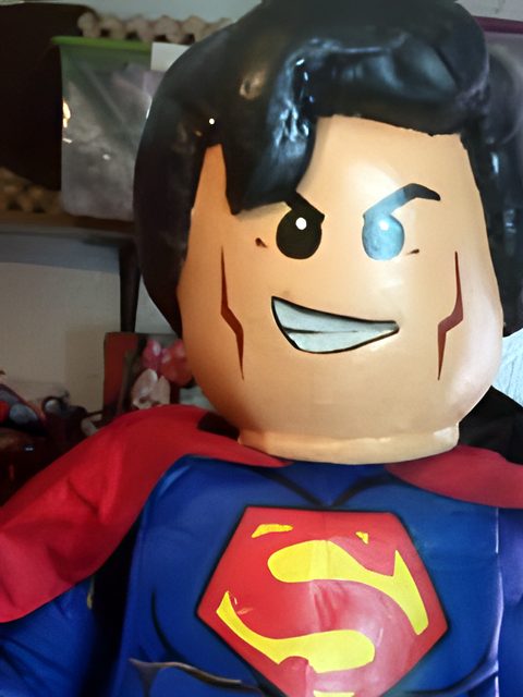 Personaje de Superman en una fiesta